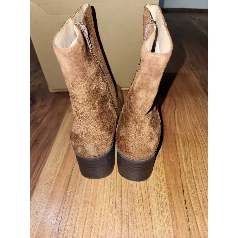 Journee Collection Sloann Boots Women's Size 11 Brown Ankle Faux Suede 4294